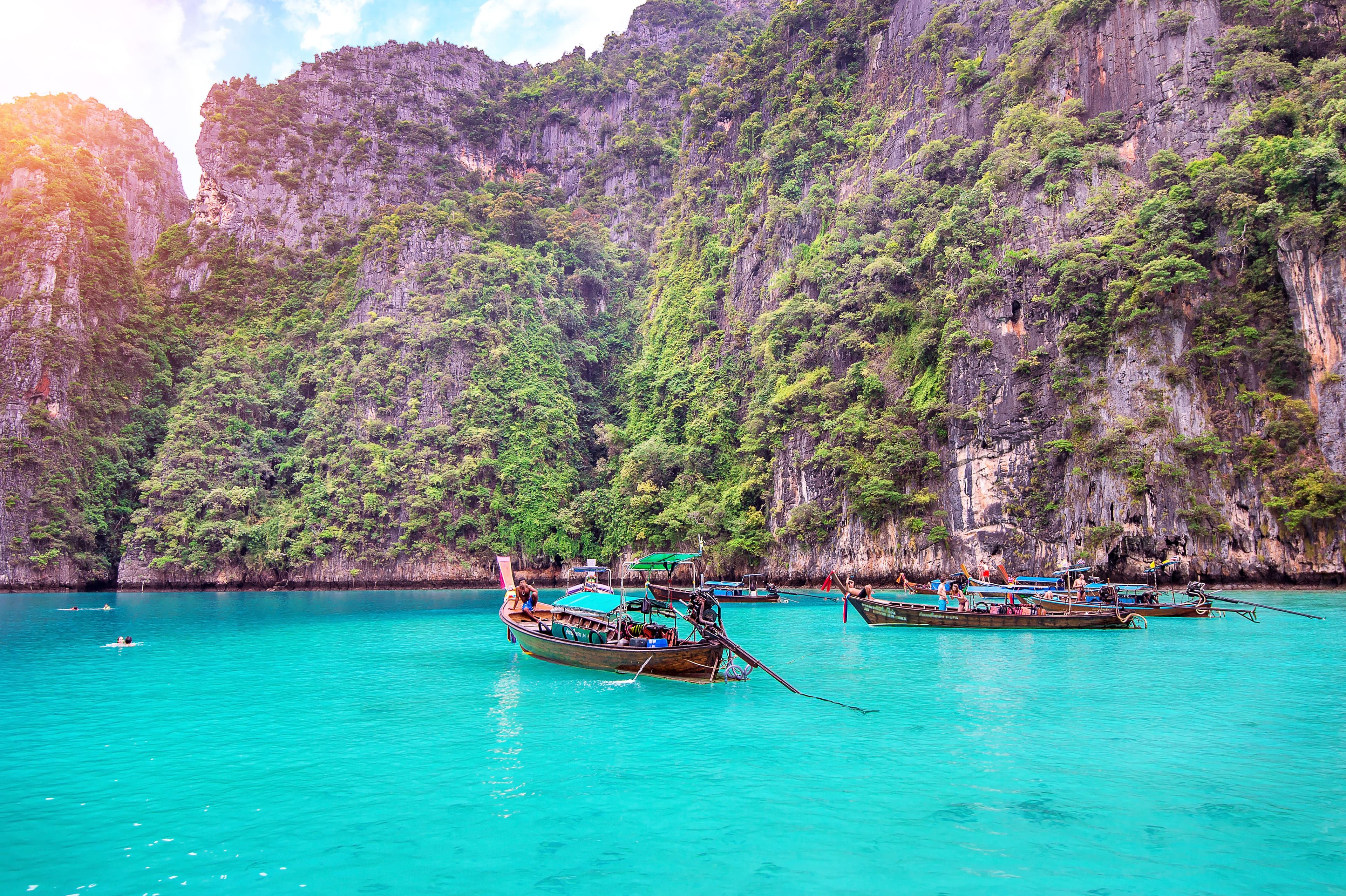 Best Thai Islands for Solo Female Travelers: Complete Guide (2026)